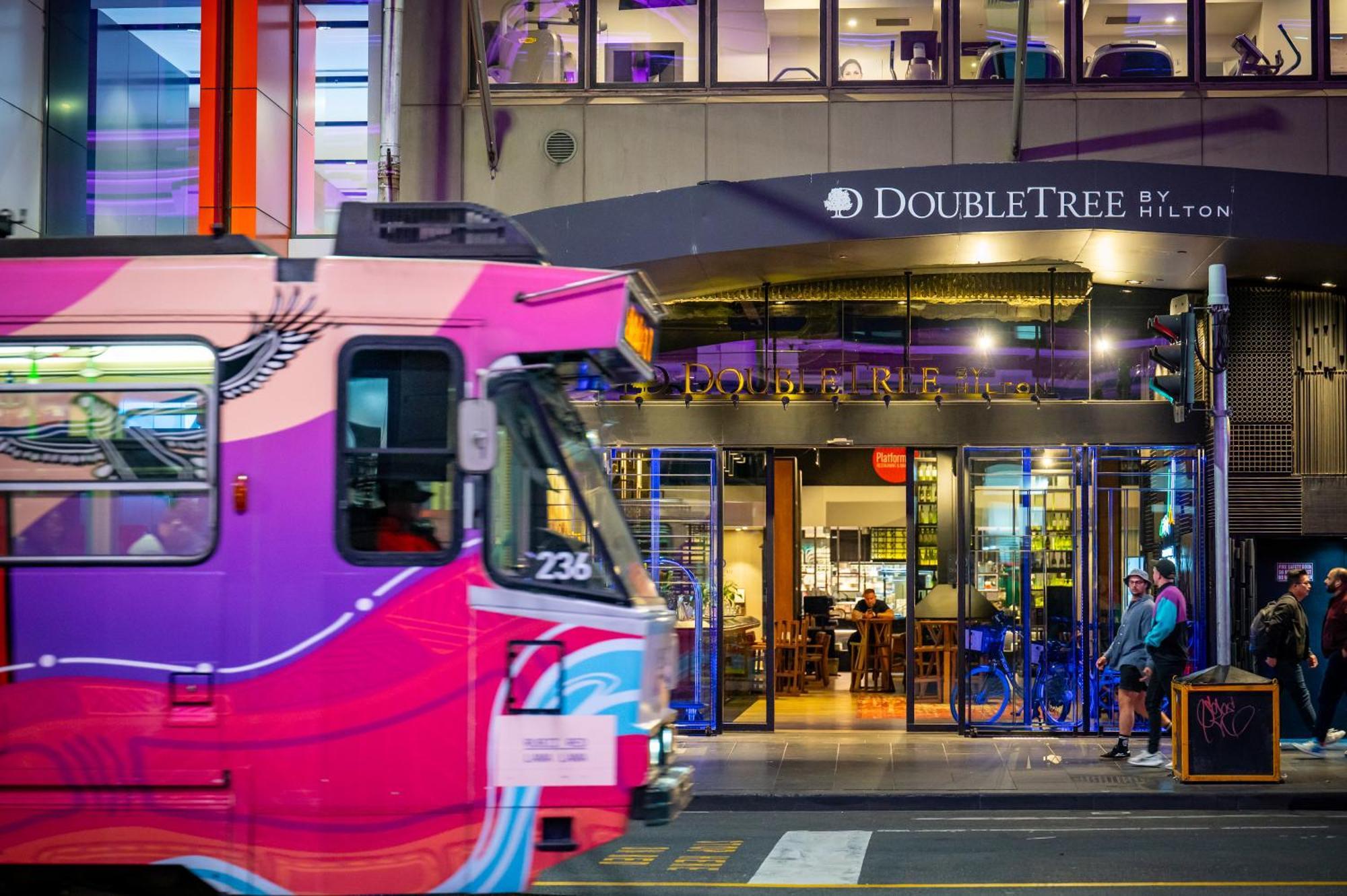 Doubletree By Hilton Melbourne Hotel Buitenkant foto